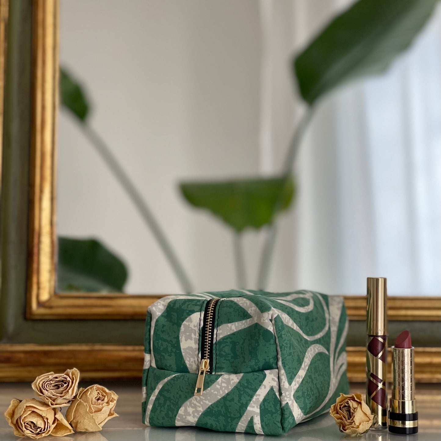 Silky Mini Beauty bag