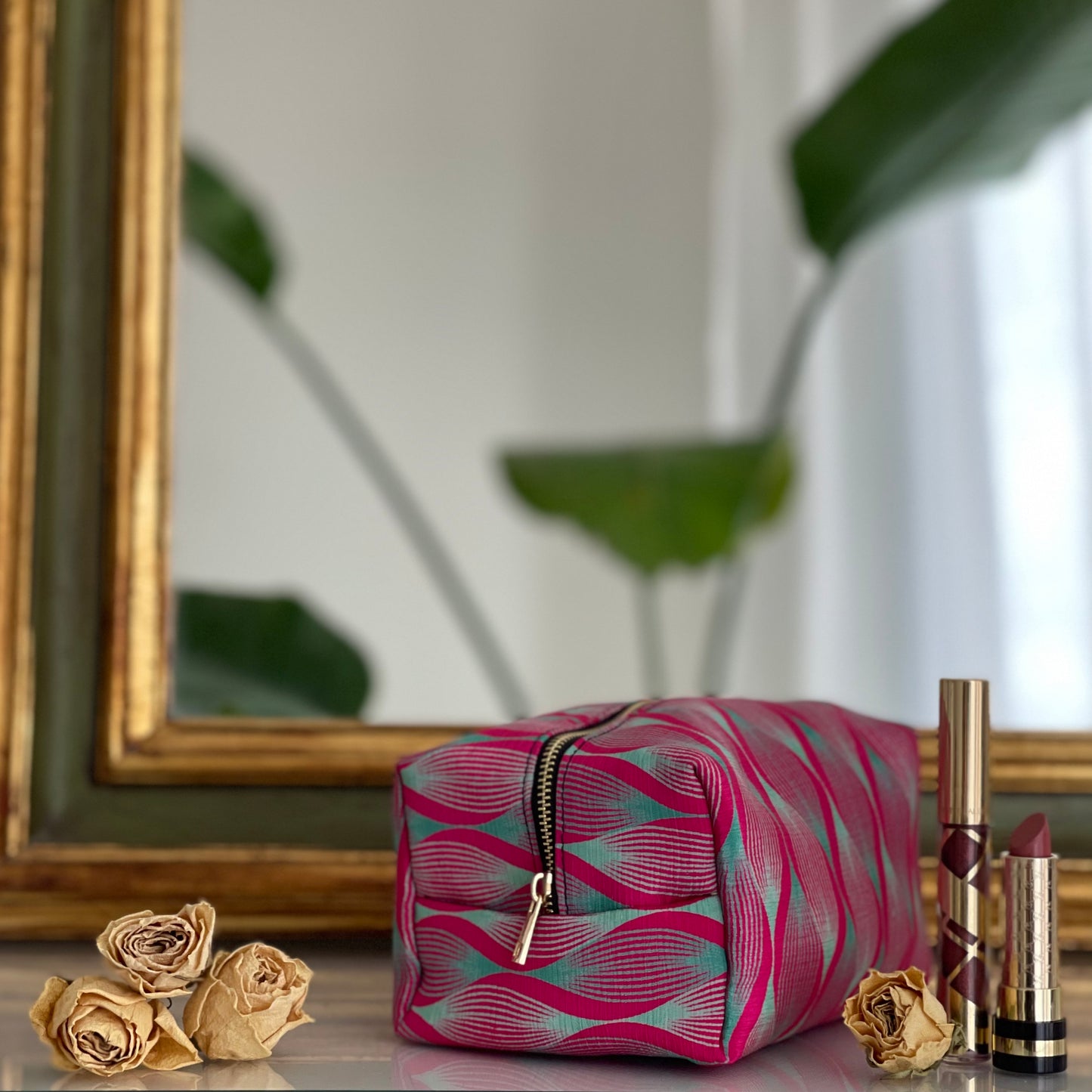 Silky Mini Beauty bag