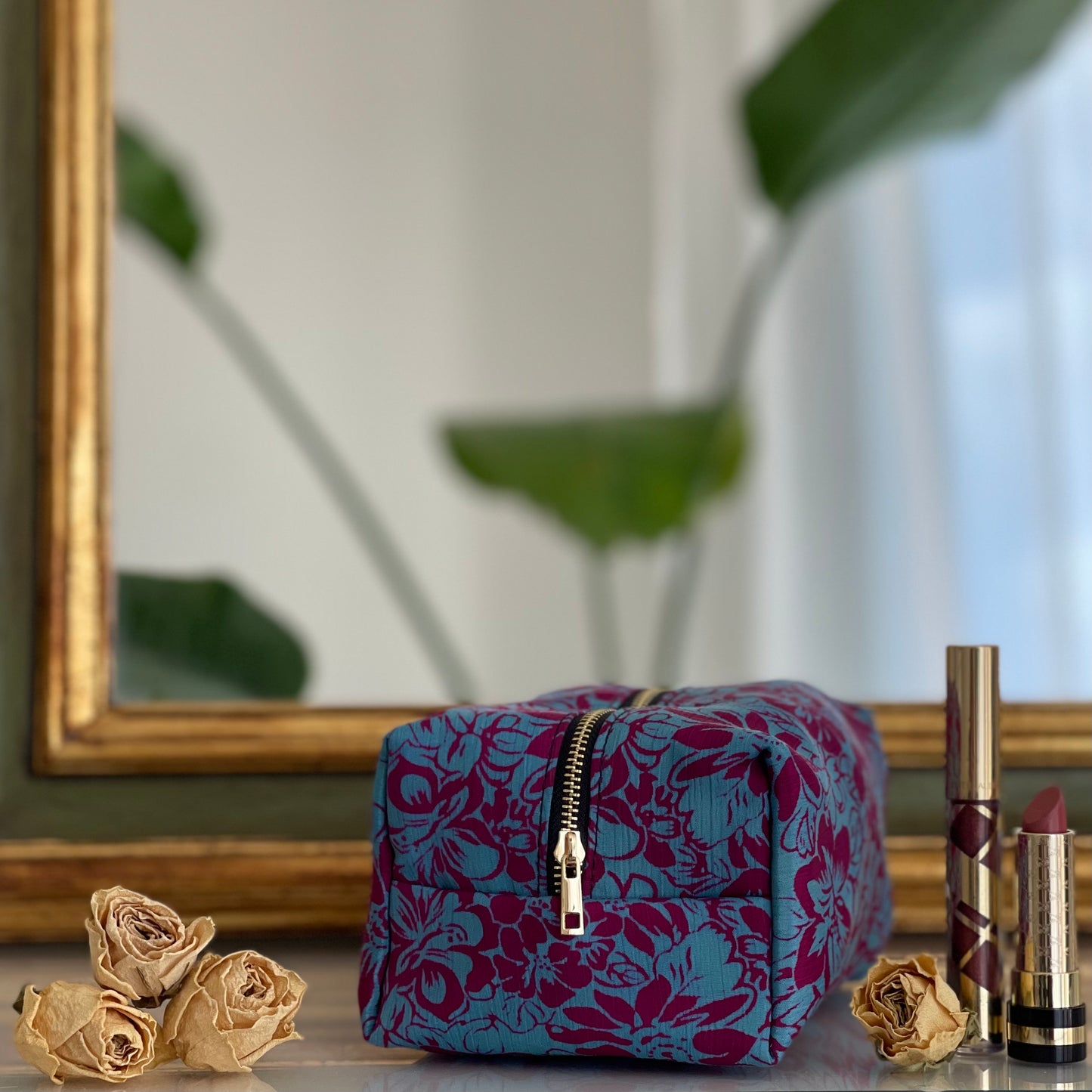 Silky Mini Beauty bag