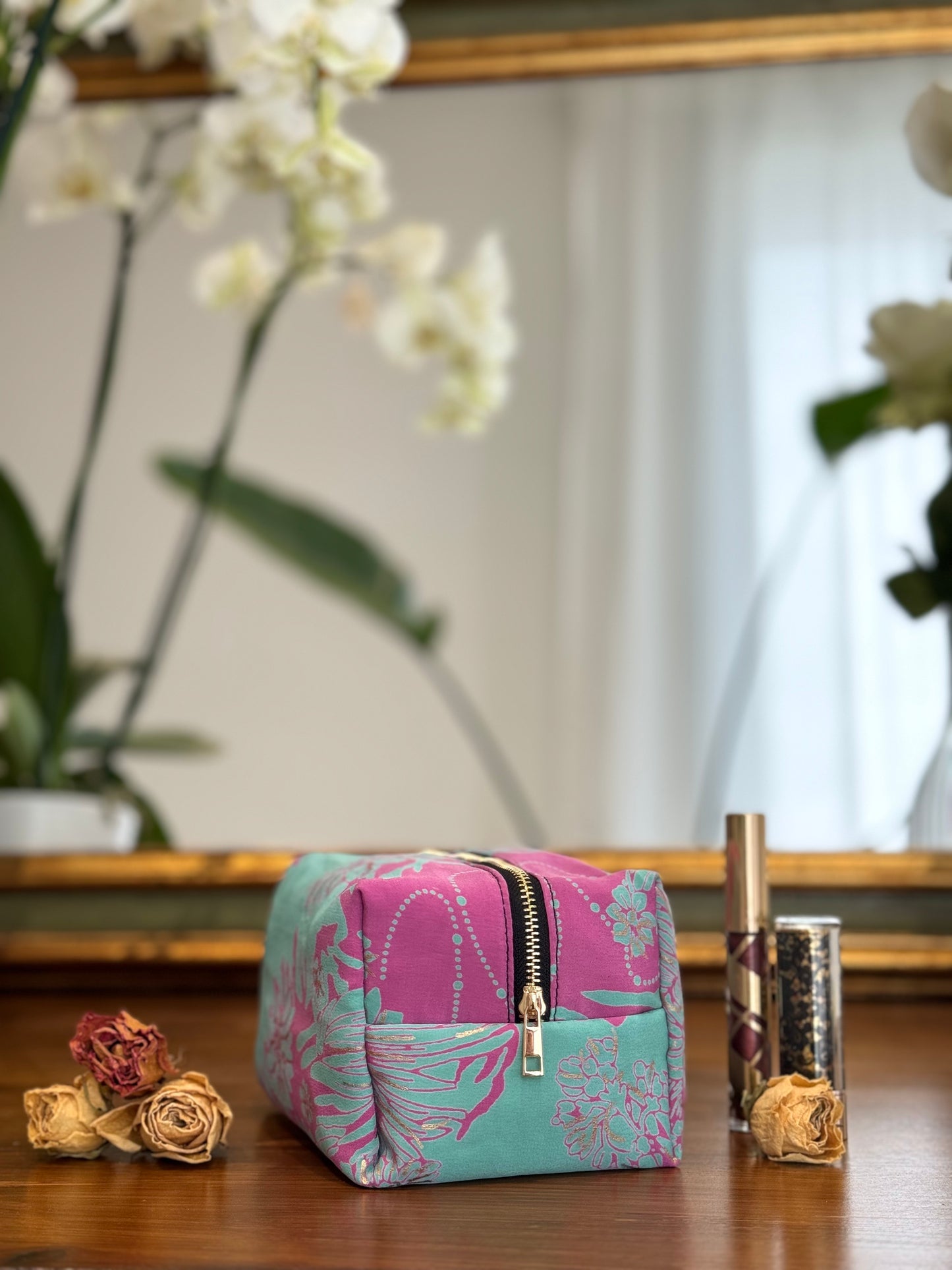 Silky Mini Beauty bag